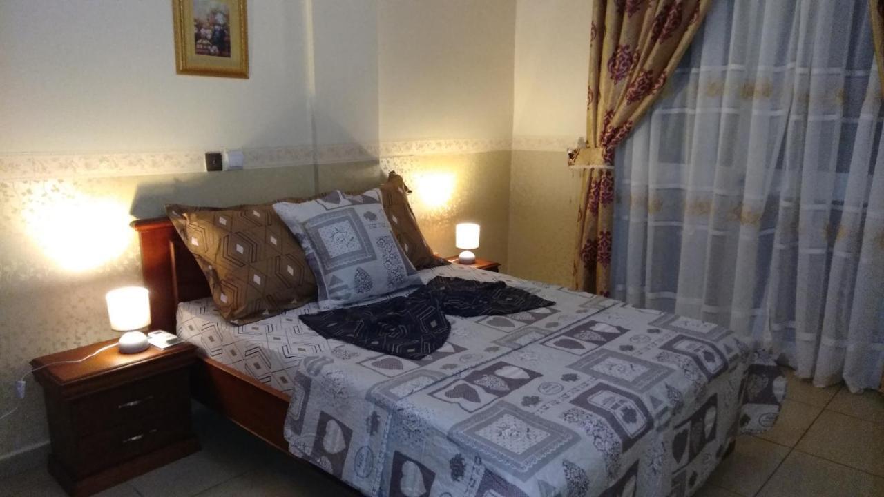 Residences Hotelieres Micheline Et Emile Bastos Yaoundé Buitenkant foto