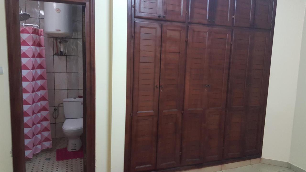 Residences Hotelieres Micheline Et Emile Bastos Yaoundé Buitenkant foto